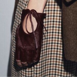 ZARA 100% LEATHER FINGERLESS GLOVES WITH FAUX FUR -Burgundy